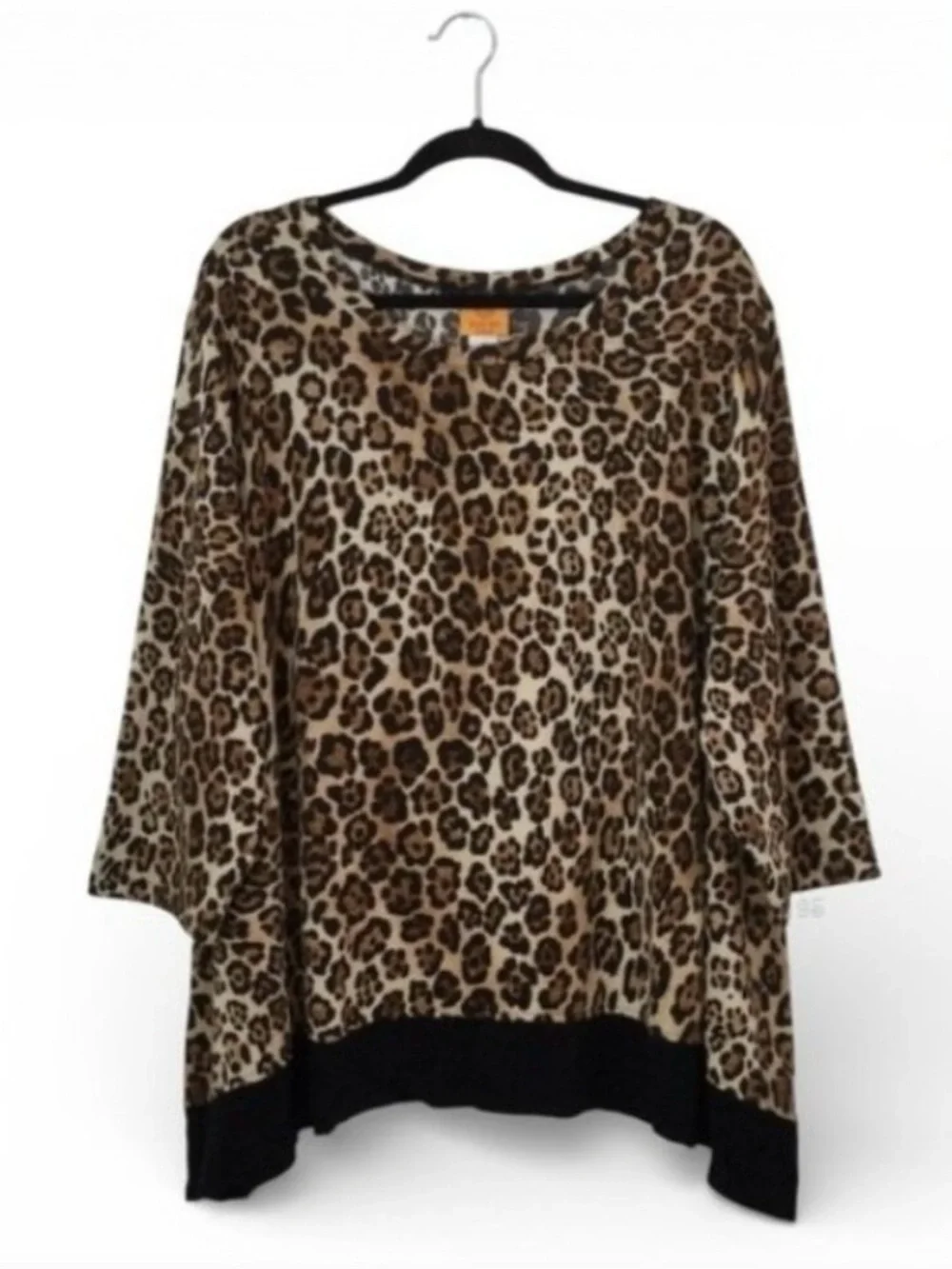 🎉HP🎉 RUBY RD 3/4 Sleeve Leopard Print Handkerchief Sharkbite Tunic Top 3X - Picture 3 of 11
